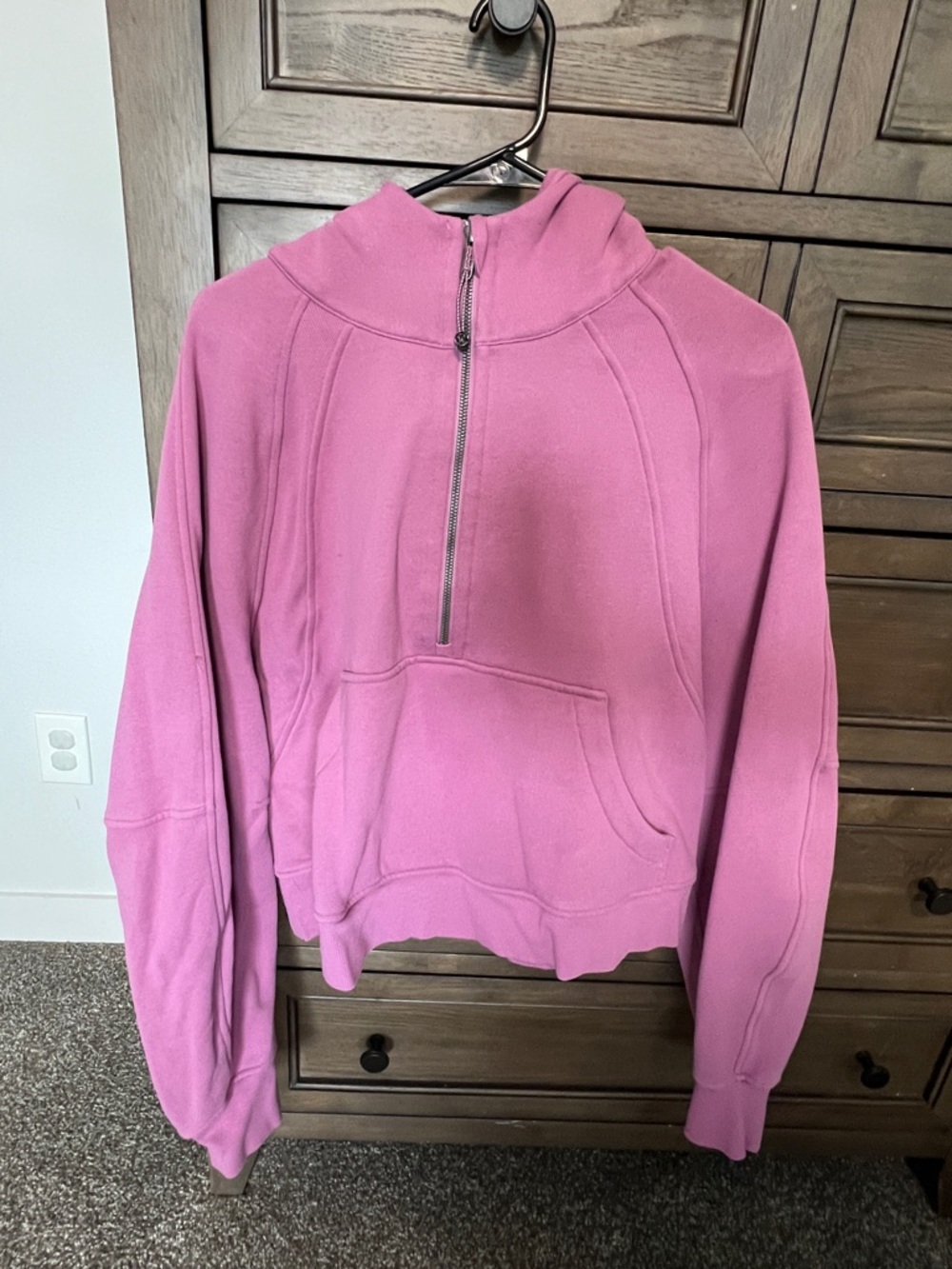 Lululemon velvet dust cropped scuba